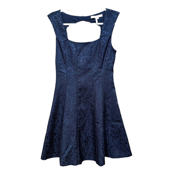 Max & Cleo Dresses & Skirts - Max & Cleo Navy Blue Floral Dress